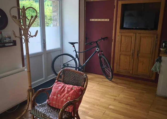 De La Bacouette Le Vey